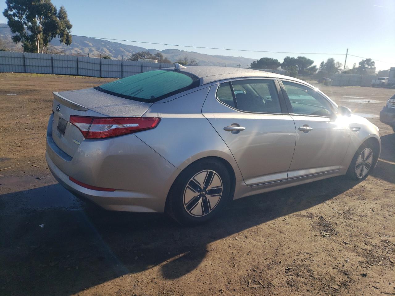Obraz 3 z 2012 KIA OPTIMA HYBRID 2012 z VIN KNAGM4AD8C5022490