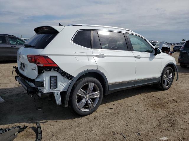 Image 3 of 2018 VOLKSWAGEN TIGUAN SEL PREMIUM 2018 with VIN 3VV4B7AX4JM209435