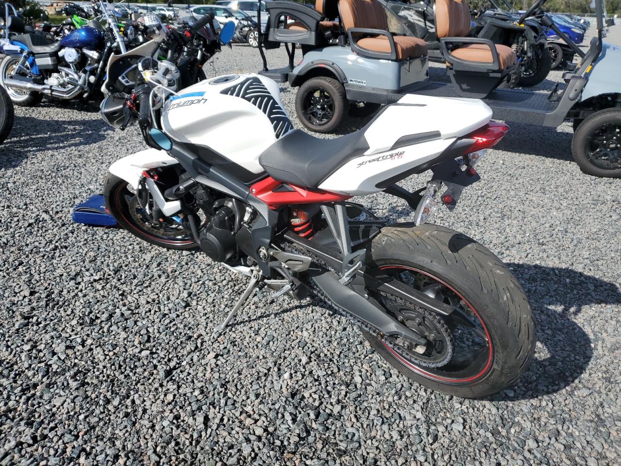 Obraz 3 z 2013 TRIUMPH MOTORCYCLE STREET TRIPLE R 2013 z VIN SMTL03NE1DT600180