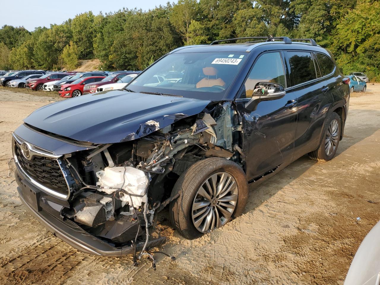 Изображение 1 2022 TOYOTA HIGHLANDER PLATINUM 2022 с VIN 5TDFZRBH3NS249565