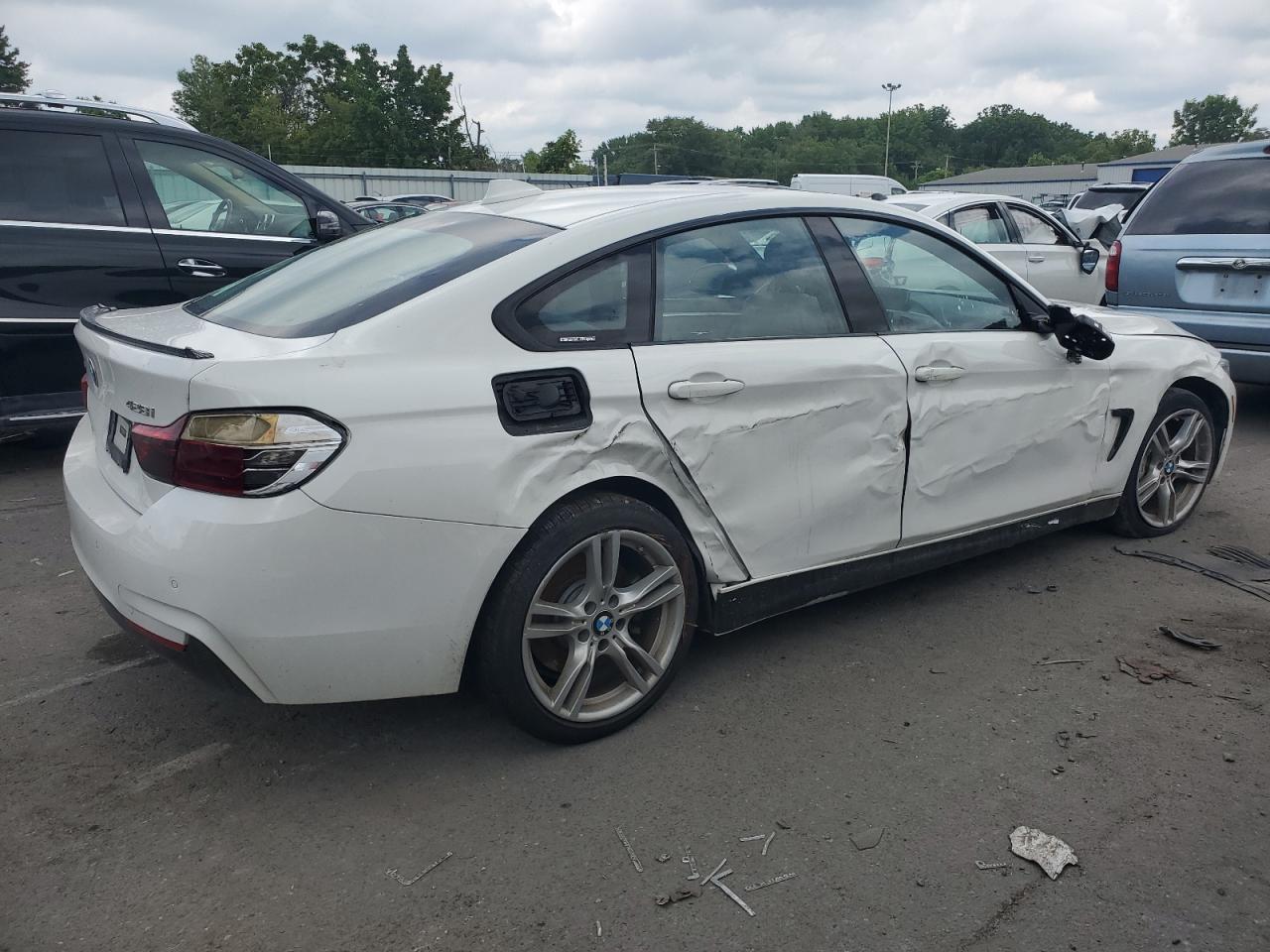 Image 3 of 2016 BMW 428 XI GRAN COUPE SULEV 2016 with VIN WBA4C9C57GG136578