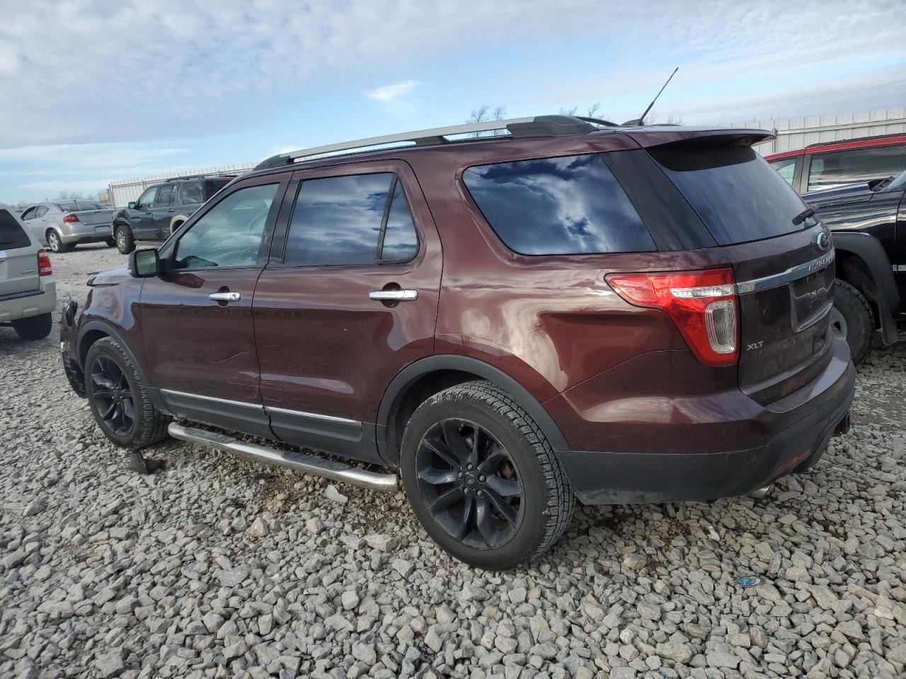 Image 2 of 2012 FORD EXPLORER XLT 2012 with VIN 1FMHK8D86CGA39453