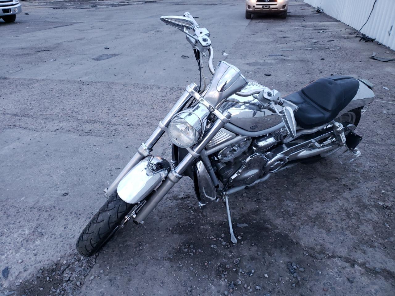 Obraz 2 z 2002 HARLEY-DAVIDSON VRSCA  2002 z VIN 1HD1HAZ172K806745