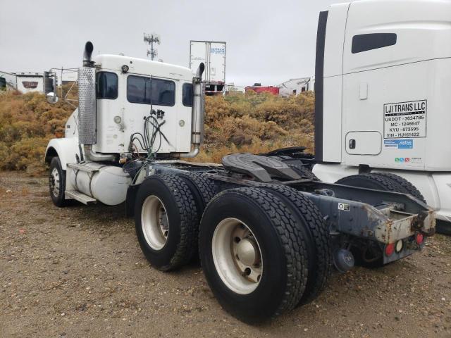 Image 3 of 2004 KENWORTH CONSTRUCTION T800 2004 with VIN 3WKDD49X14F067681