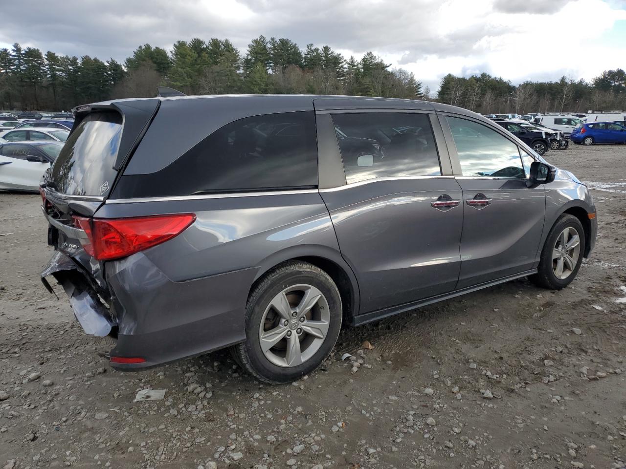 Image 3 of 2019 HONDA ODYSSEY EXL 2019 with VIN 5FNRL6H70KB021910