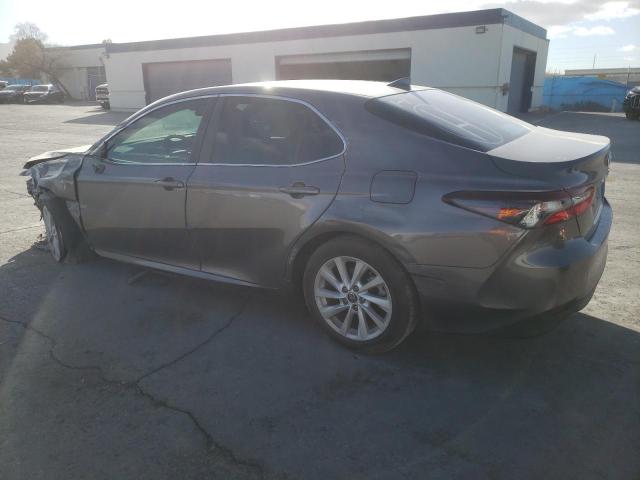 Изображение 2 2022 TOYOTA CAMRY LE 2022 с VIN 4T1C11AK6NU007109