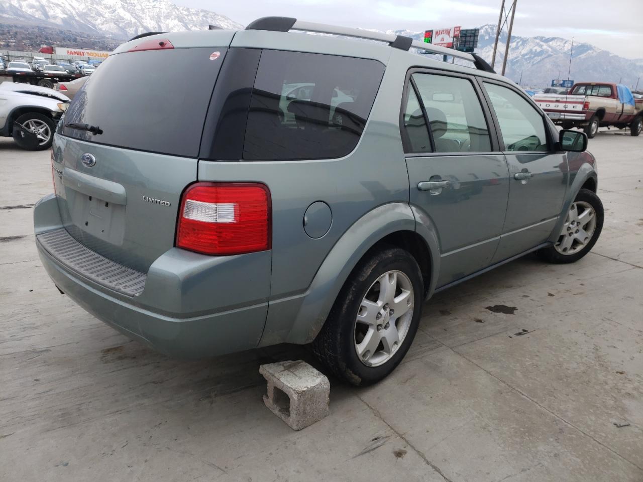Image 3 of 2007 FORD FREESTYLE LIMITED 2007 with VIN 1FMZK06107GA06766