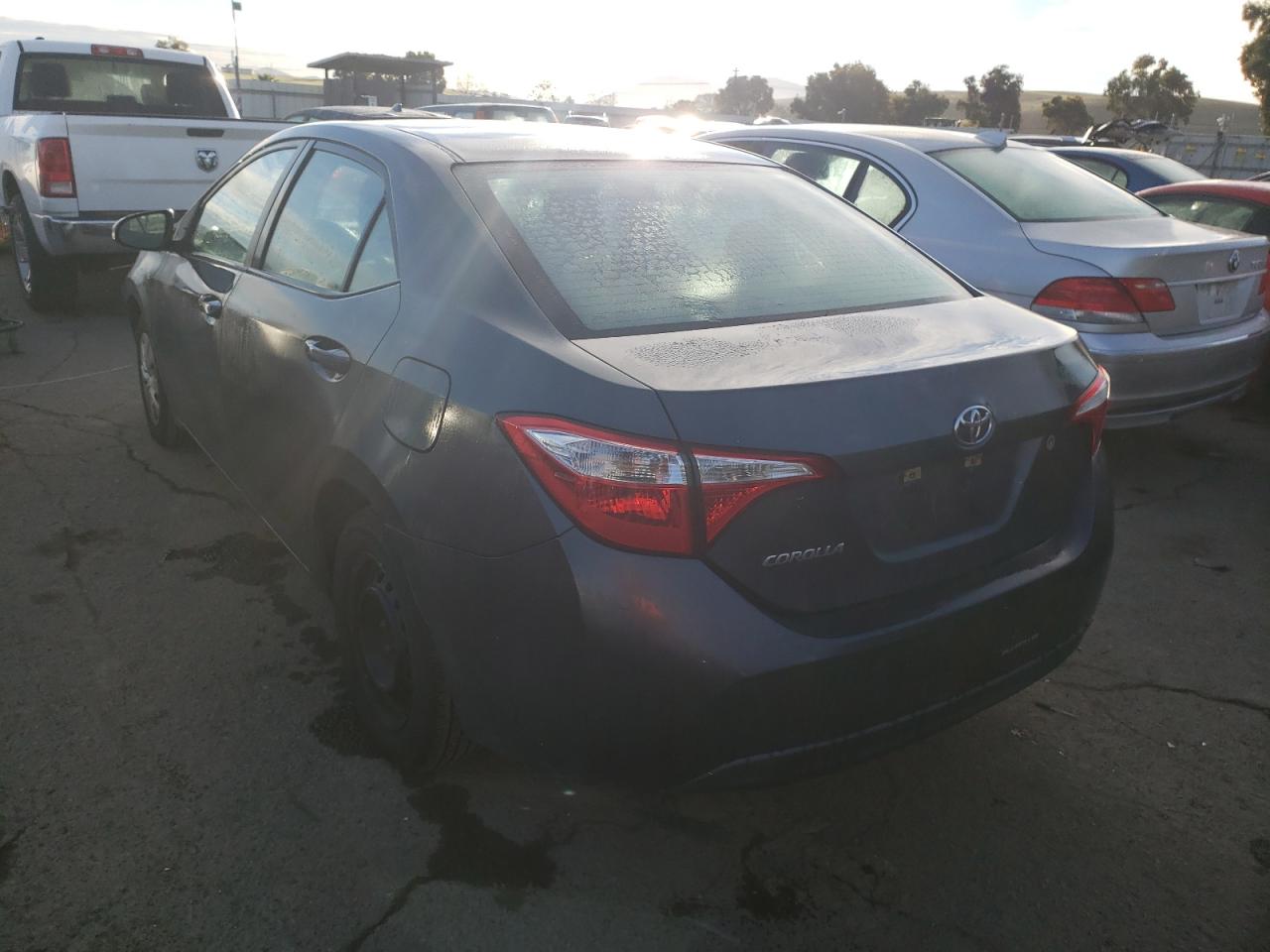 Obraz 2 z 2014 TOYOTA COROLLA L 2014 z VIN 5YFBURHE4EP158324