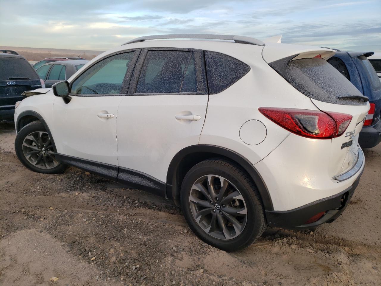 Image 2 of 2016 MAZDA CX-5 GT 2016 with VIN JM3KE4DY7G0673063