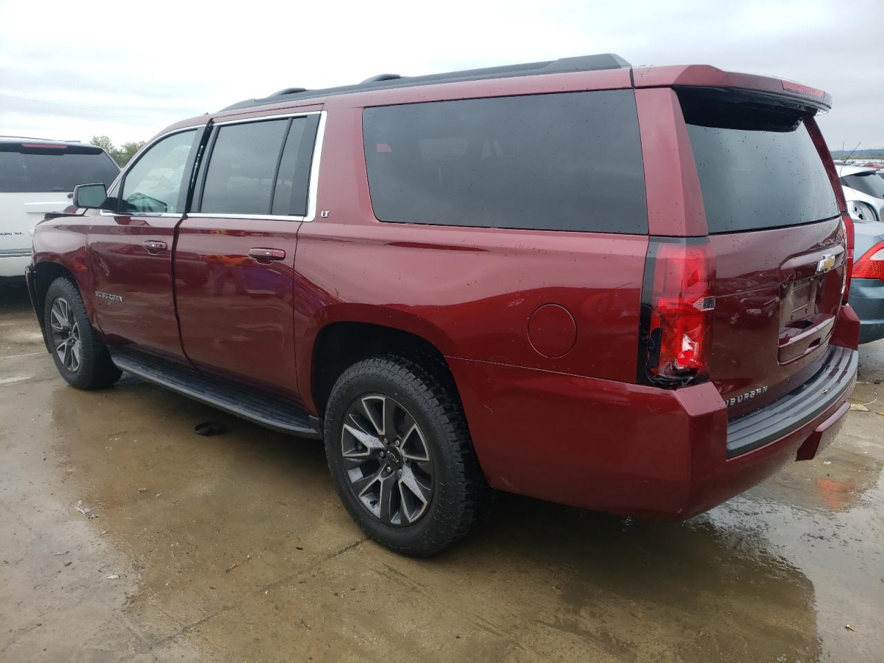 Image 2 of 2020 CHEVROLET SUBURBAN K1500 LT 2020 with VIN 1GNSKHKC0LR210002
