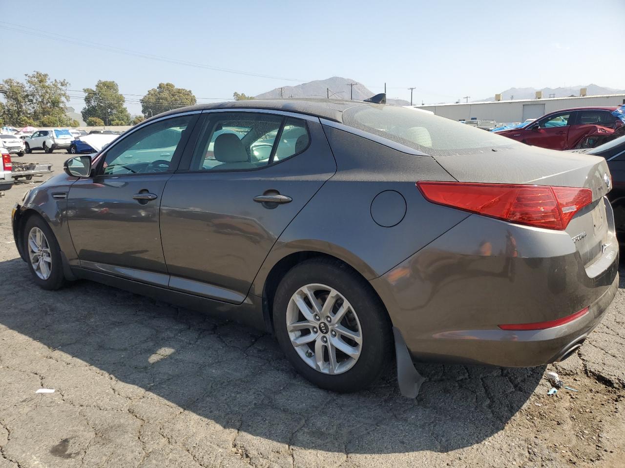 Изображение 2 2011 KIA OPTIMA LX 2011 с VIN KNAGM4A75B5172968