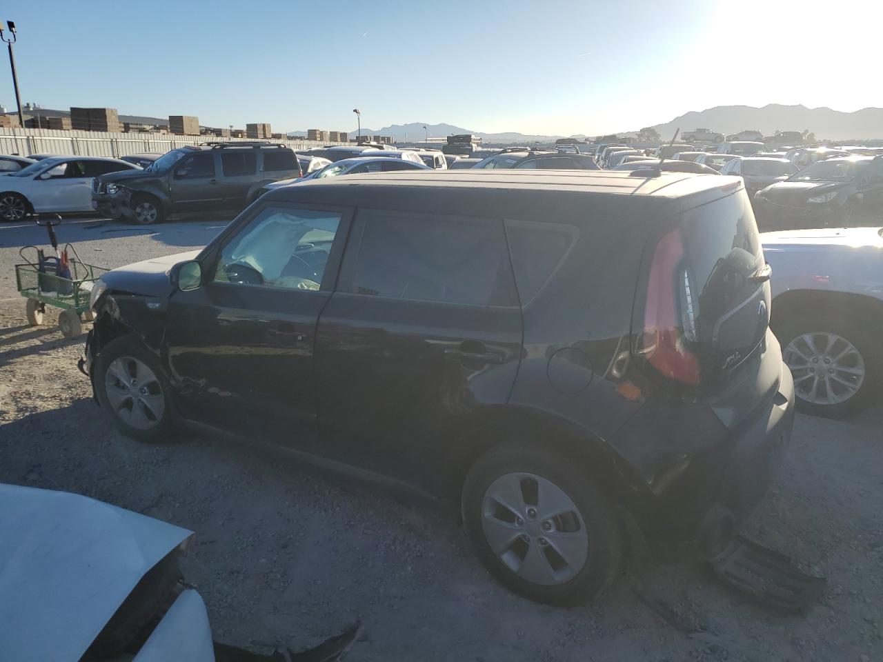 Image 2 of 2014 KIA SOUL  2014 with VIN KNDJN2A23E7068079