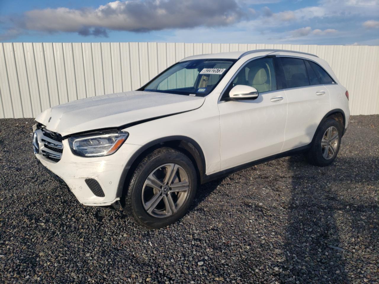 Obraz 1 z 2022 MERCEDES-BENZ GLC 300 2022 z VIN W1N0G8DB6NV387632