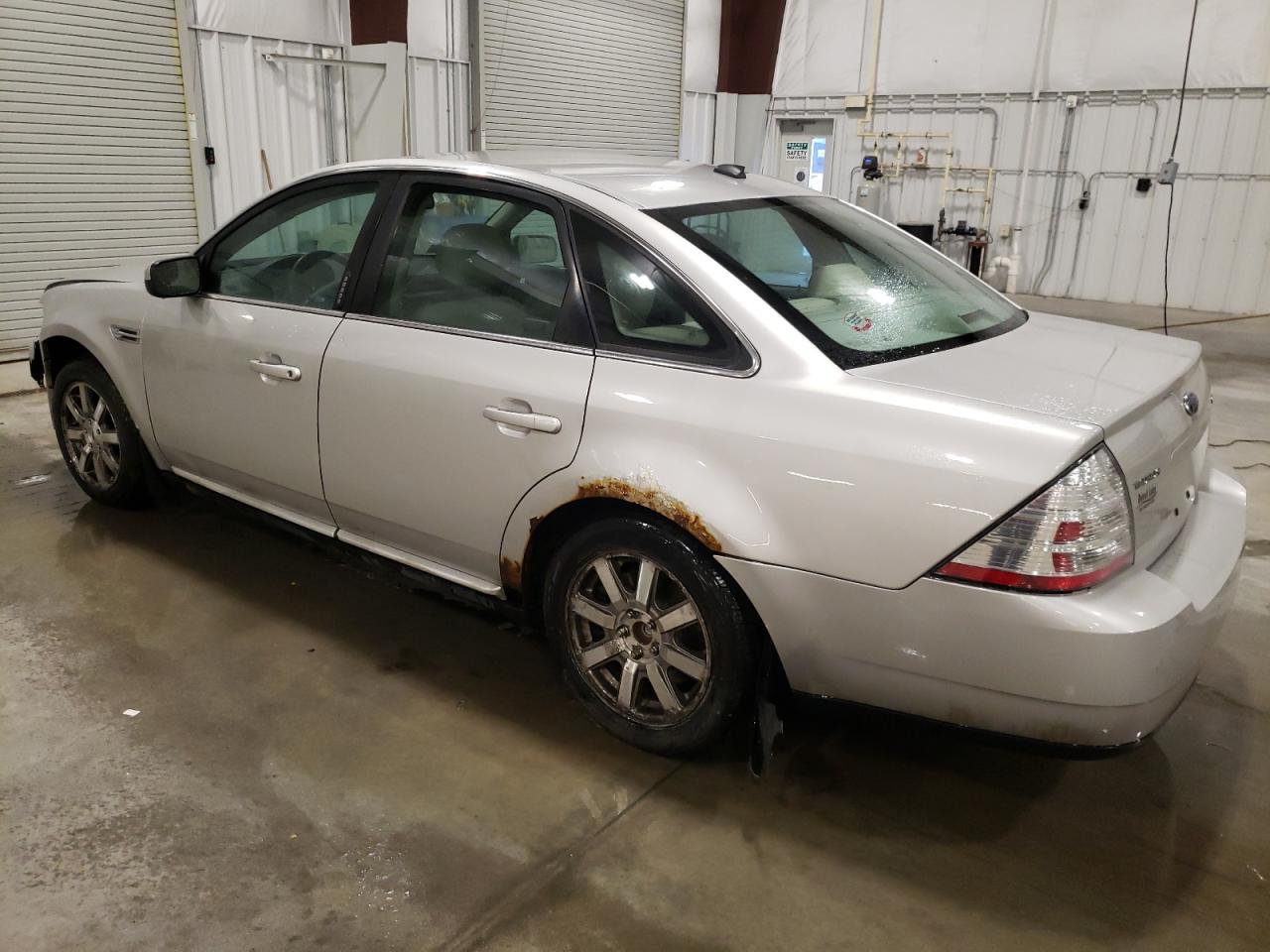 Image 2 of 2008 FORD TAURUS SEL 2008 with VIN 1FAHP24W08G136209
