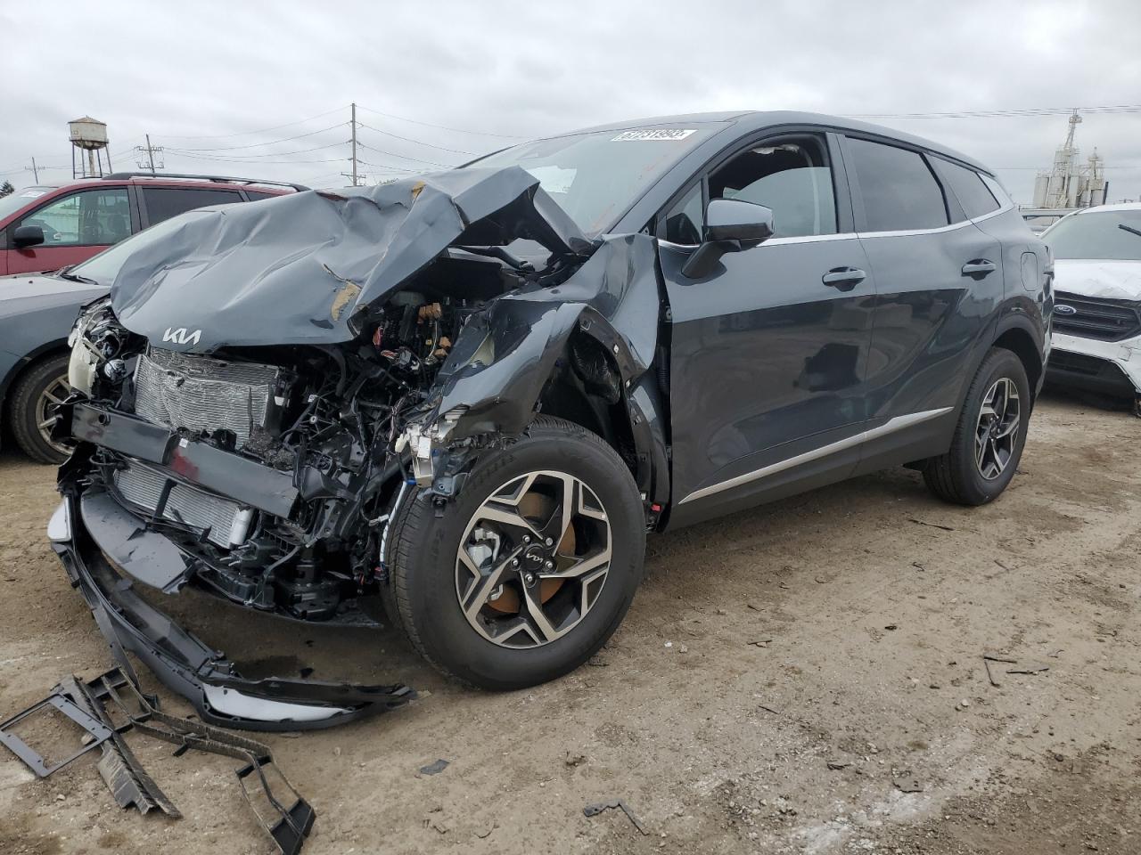 Изображение 1 2023 KIA SPORTAGE LX 2023 с VIN KNDPUCAF2P7190246