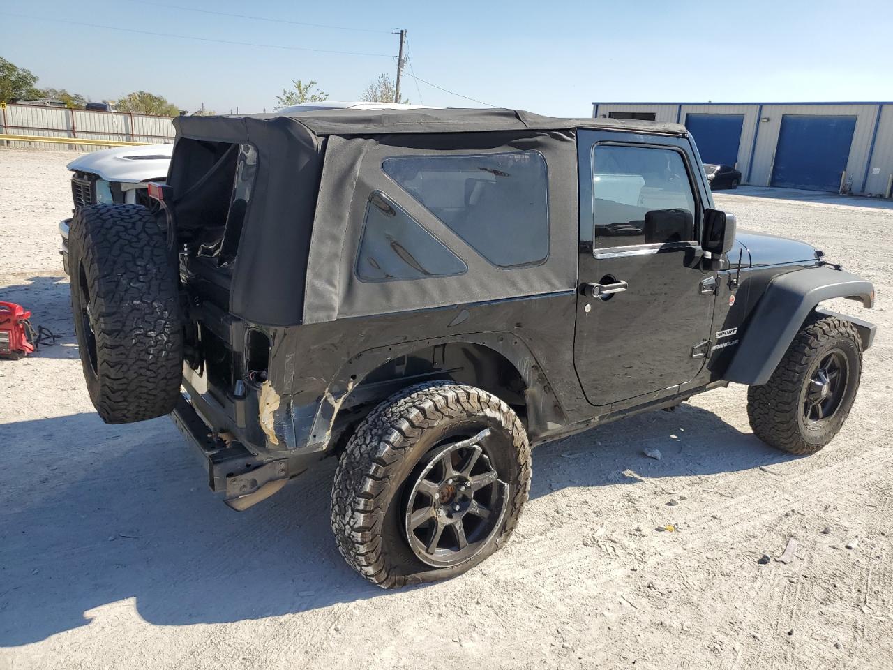 Изображение 3 2015 JEEP WRANGLER SPORT 2015 с VIN 1C4AJWAG8FL523239