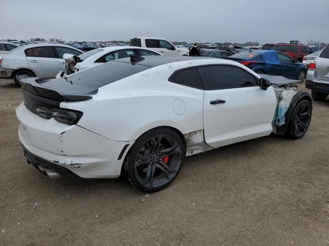 Изображение 3 2019 CHEVROLET CAMARO SS 2019 с VIN 1G1FH1R73K0109203