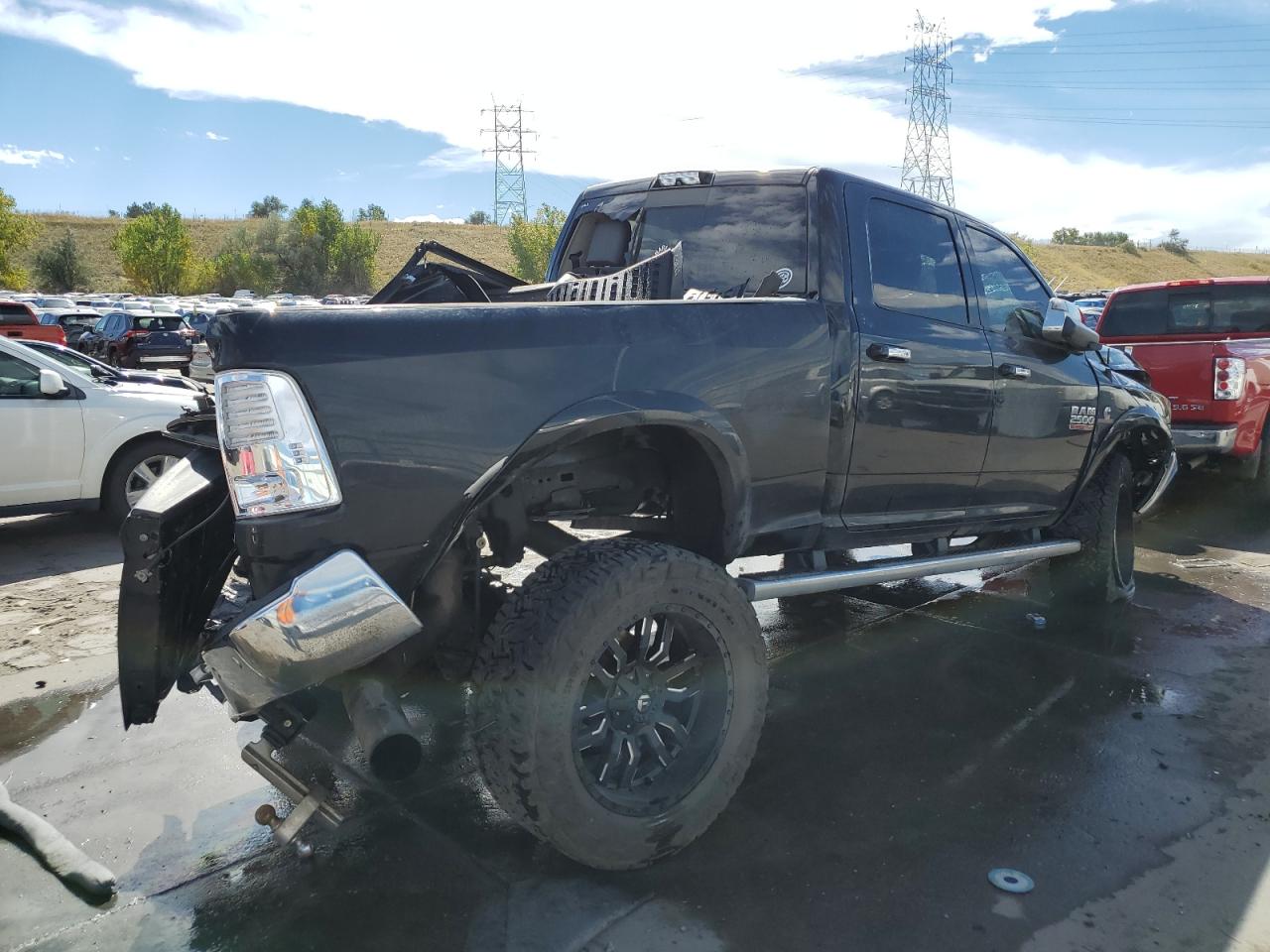 Image 3 of 2018 RAM 2500 LARAMIE 2018 with VIN 3C6UR5FL7JG258025