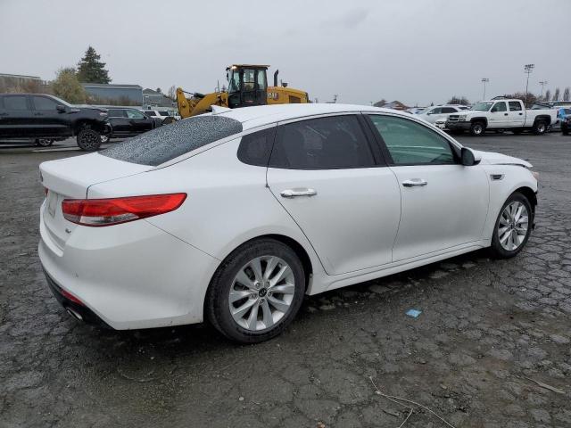 Image 3 of 2018 KIA OPTIMA EX 2018 with VIN 5XXGU4L35JG270079