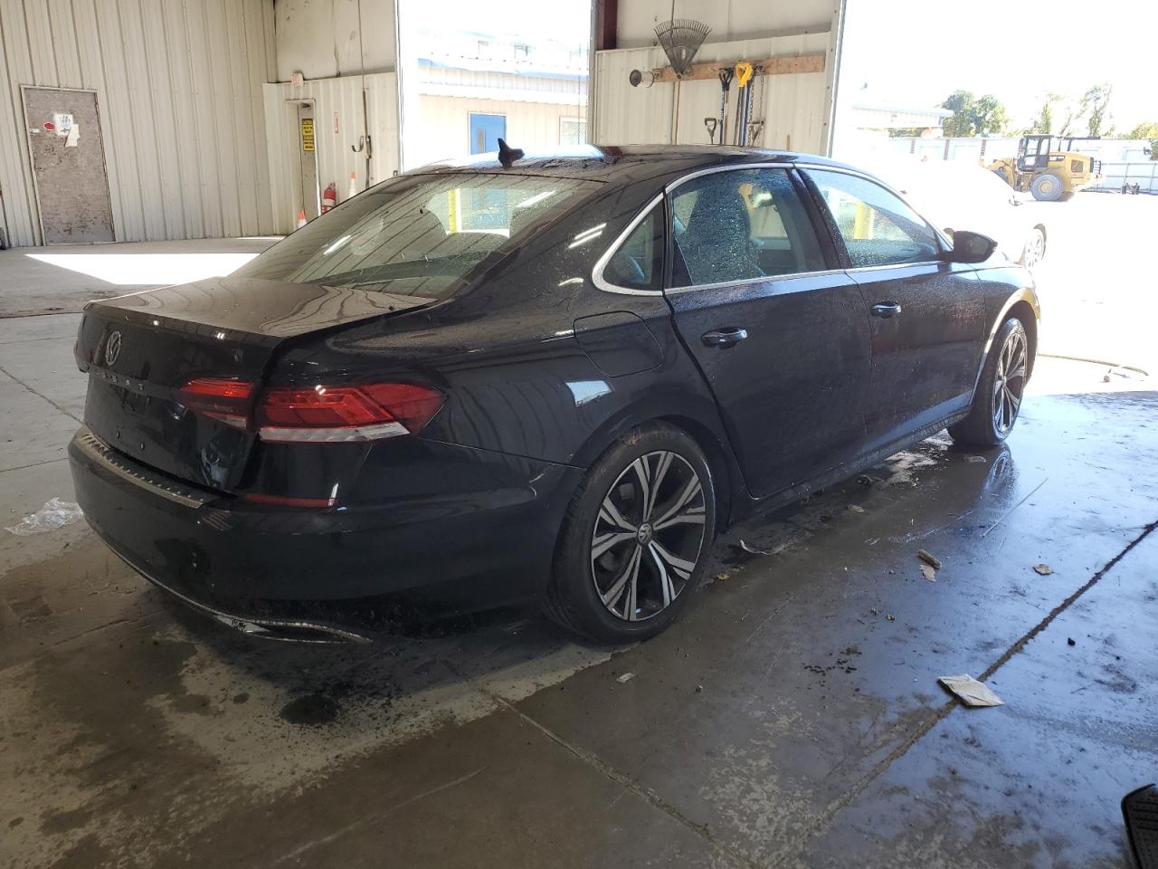 Изображение 3 2021 VOLKSWAGEN PASSAT SE 2021 с VIN 1VWSA7A35MC008944