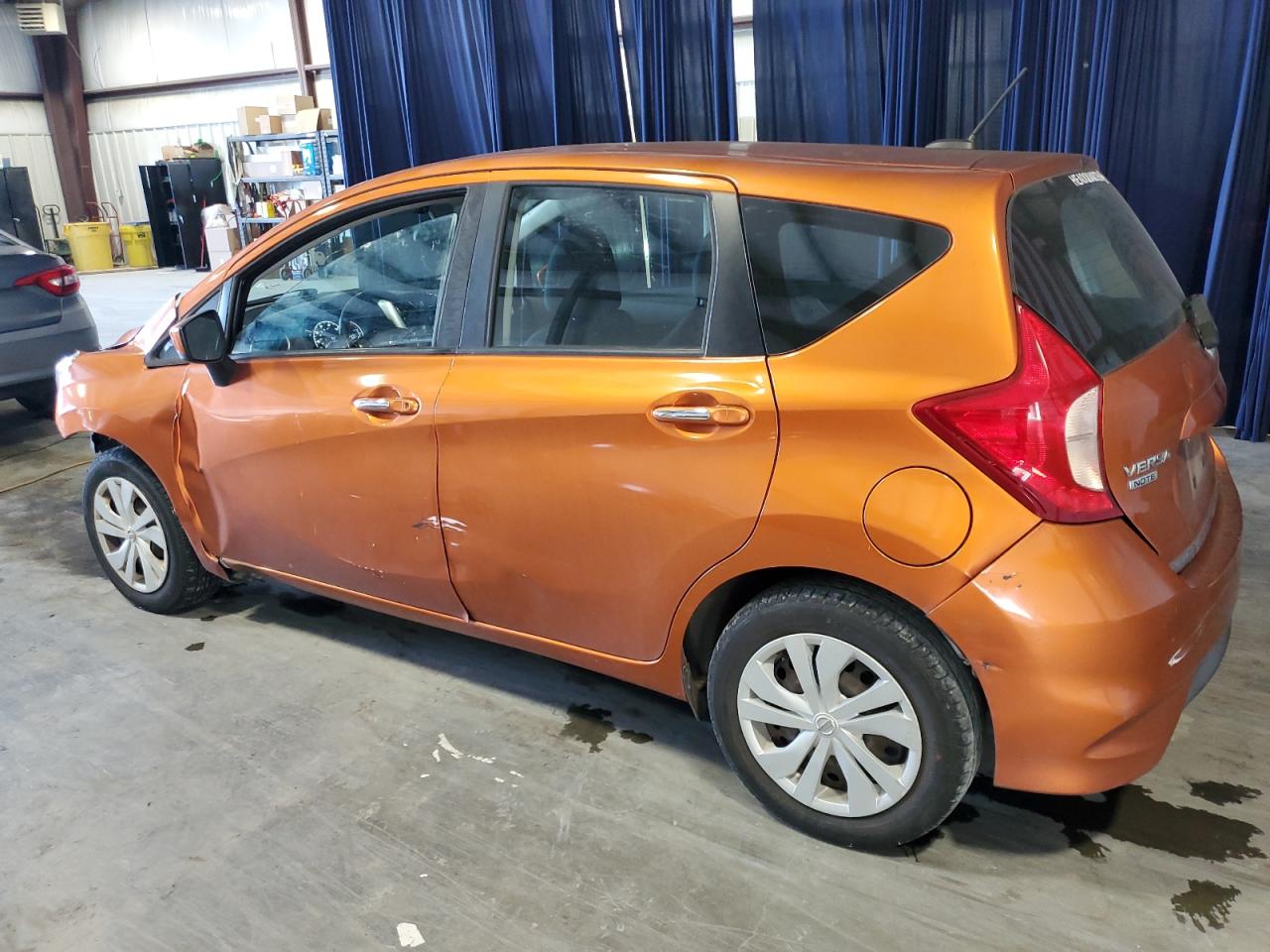 Obraz 2 z 2017 NISSAN VERSA NOTE S 2017 z VIN 3N1CE2CP4HL374163
