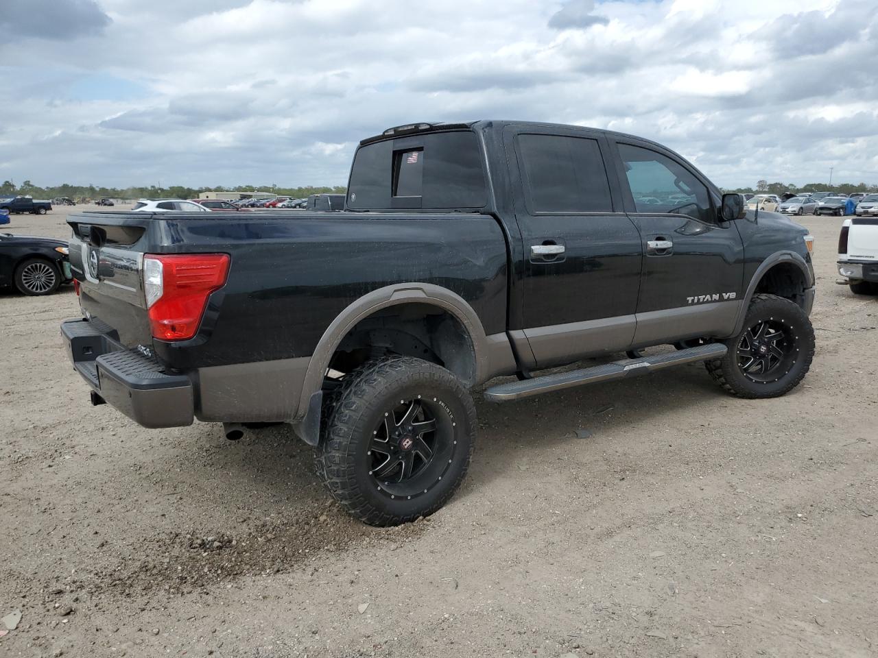 Obraz 3 z 2018 NISSAN TITAN SV 2018 z VIN 1N6AA1E5XJN550321