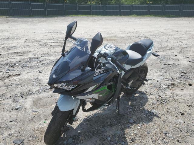 Image 2 of 2022 KAWASAKI EX650 M 2022 with VIN ML5EXEM15NDA65506