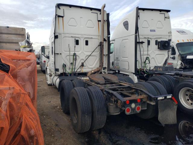 Image 3 of 2016 FREIGHTLINER CASCADIA 125  2016 with VIN 1FUJGLD60GLGV2024