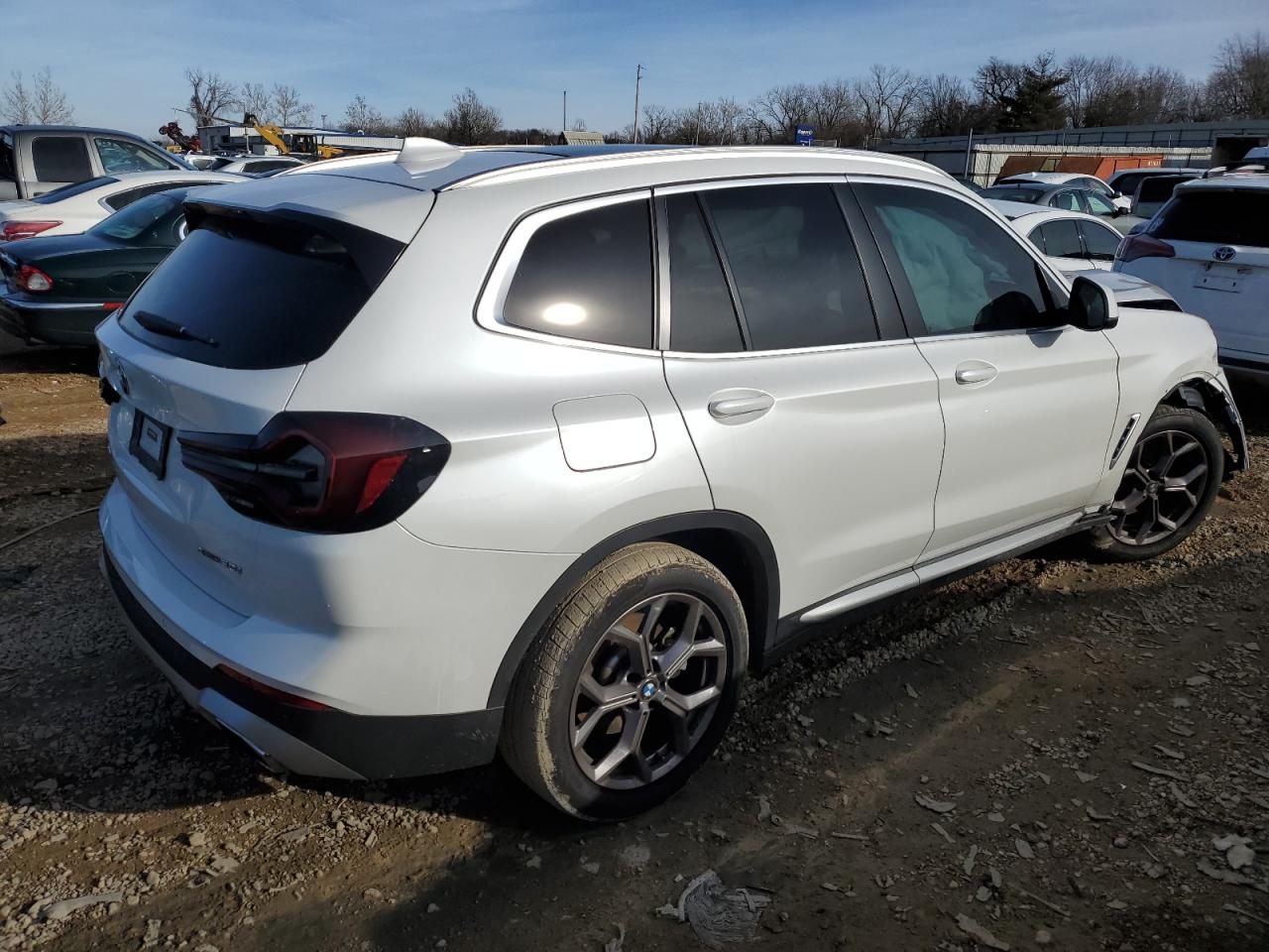 Obraz 3 z 2023 BMW X3 XDRIVE30I 2023 z VIN 5UX53DP0XP9N66634