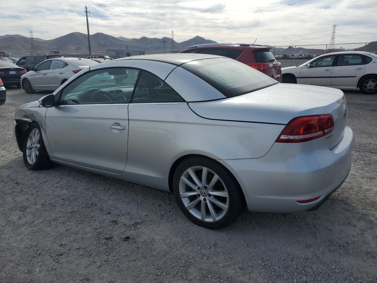 Image 2 of 2013 VOLKSWAGEN EOS KOMFORT 2013 with VIN WVWBW8AH8DV003828