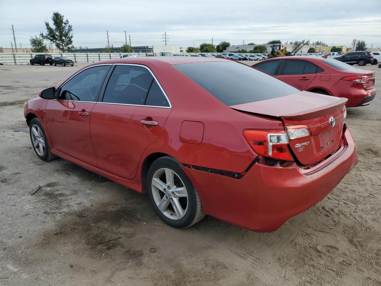 Изображение 2 2014 TOYOTA CAMRY L 2014 с VIN 4T1BF1FK5EU863586