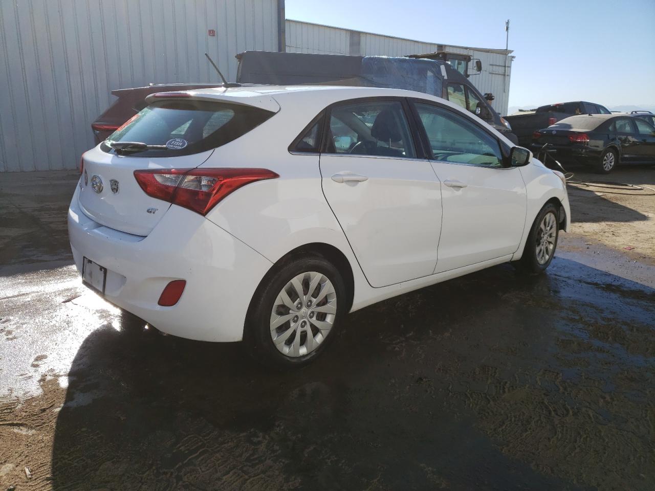 Obraz 3 z 2017 HYUNDAI ELANTRA GT  2017 z VIN KMHD35LH7HU368358