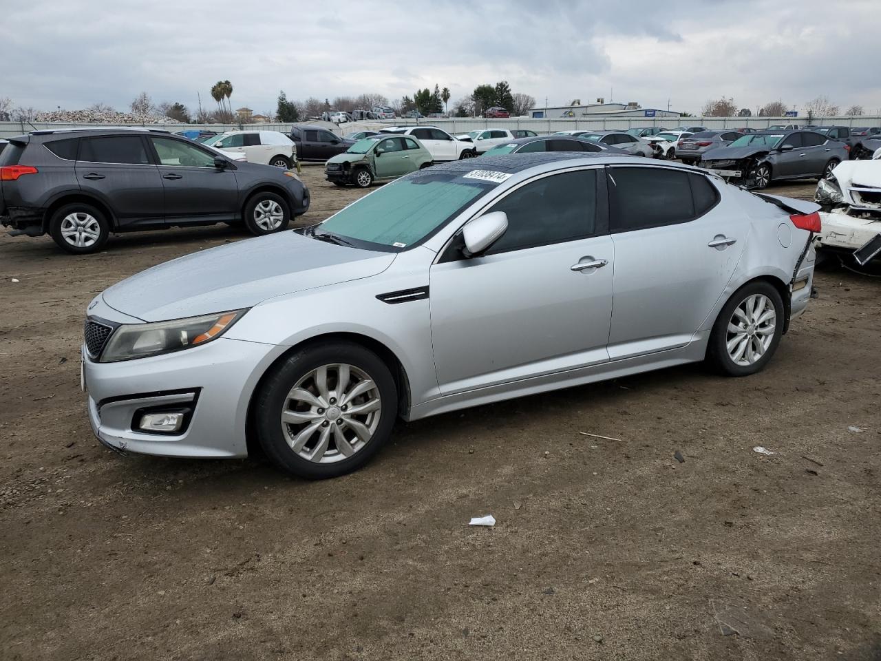 Image 1 of 2015 KIA OPTIMA EX 2015 with VIN 5XXGN4A72FG492332