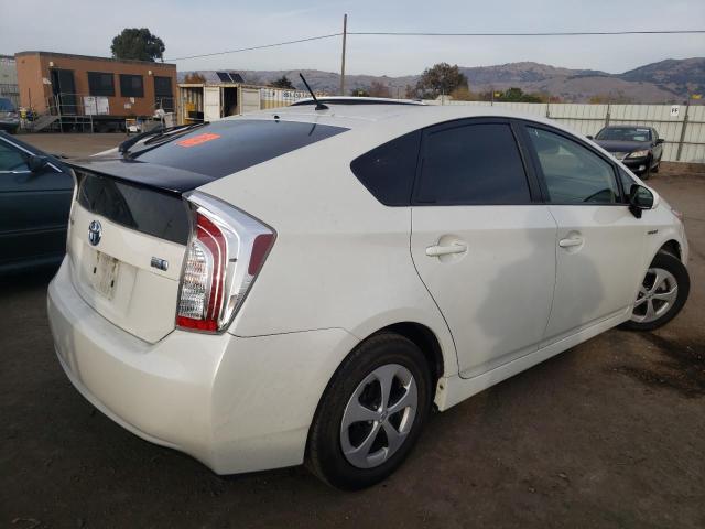 Image 3 of 2015 TOYOTA PRIUS  2015 with VIN JTDKN3DU9F0422463