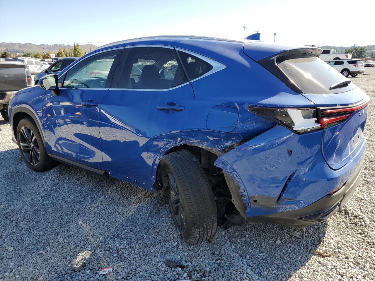 Obraz 2 z 2022 LEXUS NX 450H 2022 z VIN JTJHKCFZ0N2009178