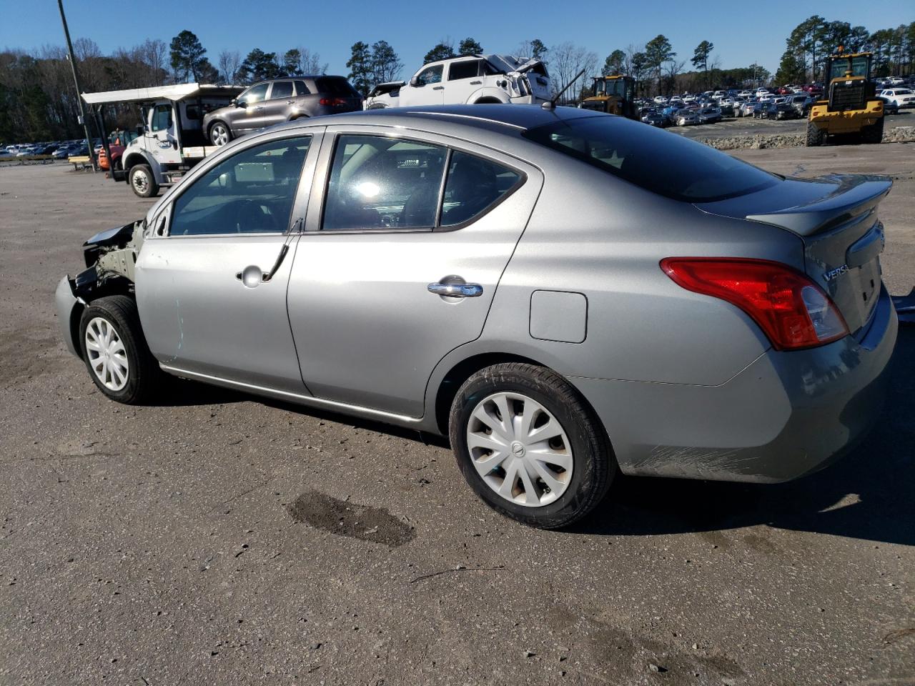 Obraz 2 z 2013 NISSAN VERSA S 2013 z VIN 3N1CN7AP0DL856882
