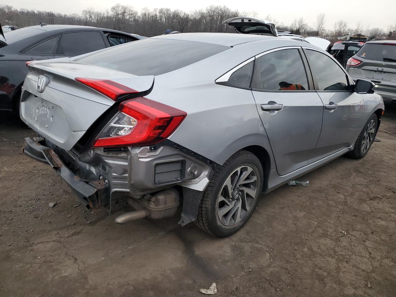Obraz 3 z 2016 HONDA CIVIC EX 2016 z VIN 19XFC2F77GE240584
