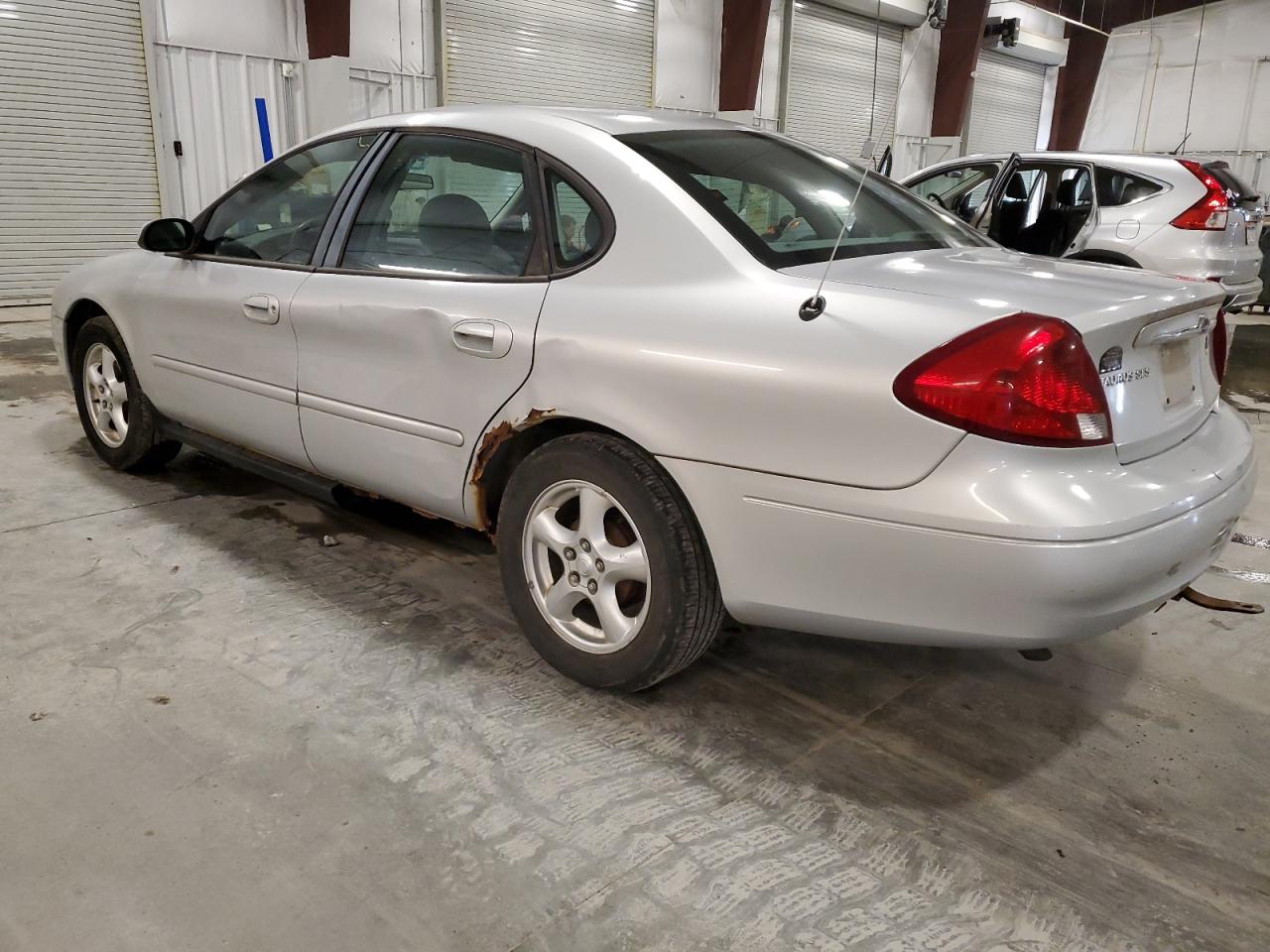 Image 2 of 2003 FORD TAURUS SES 2003 with VIN 1FAFP55U83G219076