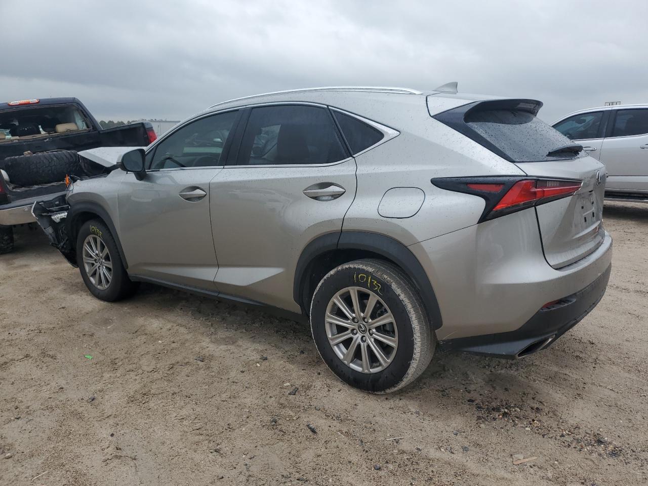 Изображение 2 2019 LEXUS NX 300 BASE 2019 с VIN JTJYARBZ3K2126924