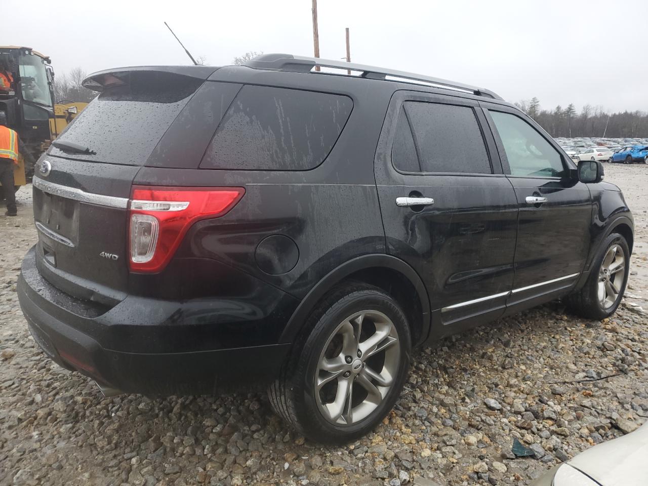 Image 3 of 2013 FORD EXPLORER LIMITED 2013 with VIN 1FM5K8F86DGB11043