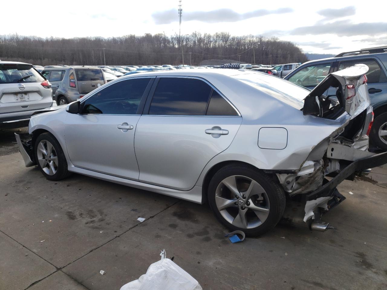 Изображение 2 2012 TOYOTA CAMRY SE 2012 с VIN 4T1BK1FK4CU504626