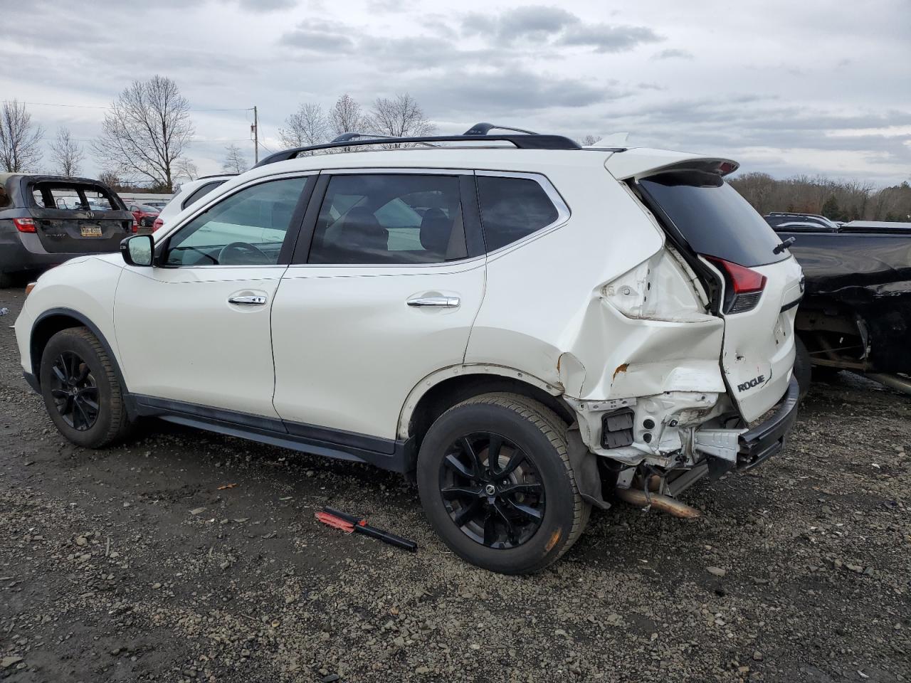 Image 2 of 2018 NISSAN ROGUE S 2018 with VIN 5N1AT2MVXJC838173