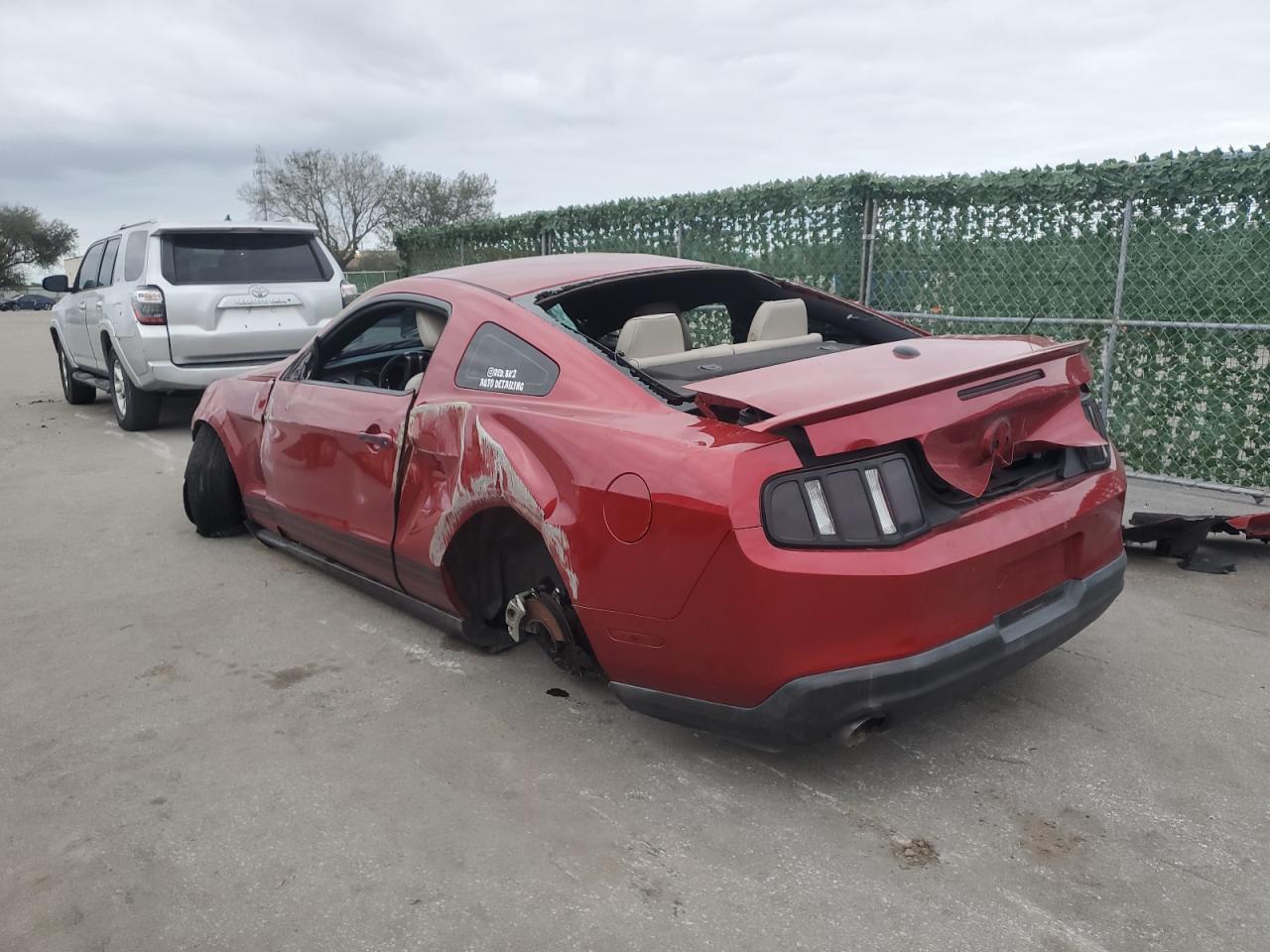 Изображение 2 2012 FORD MUSTANG  2012 с VIN 1ZVBP8AM1C5220353