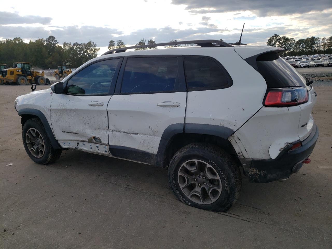 Obraz 2 z 2020 JEEP CHEROKEE TRAILHAWK 2020 z VIN 1C4PJMBX2LD501272