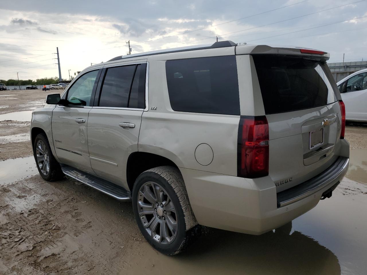 Изображение 2 2016 CHEVROLET TAHOE C1500 LTZ 2016 с VIN 1GNSCCKC1GR366202
