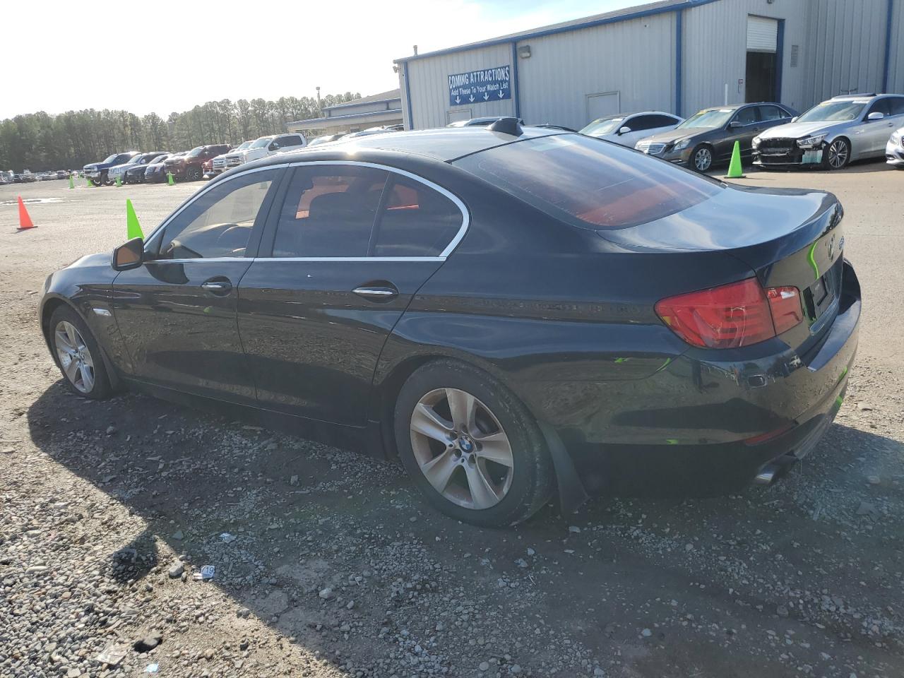 Изображение 2 2013 BMW 528 I 2013 с VIN WBAXG5C59DD231232