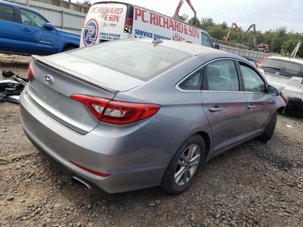 Obraz 3 z 2017 HYUNDAI SONATA SE 2017 z VIN 5NPE24AF4HH465955