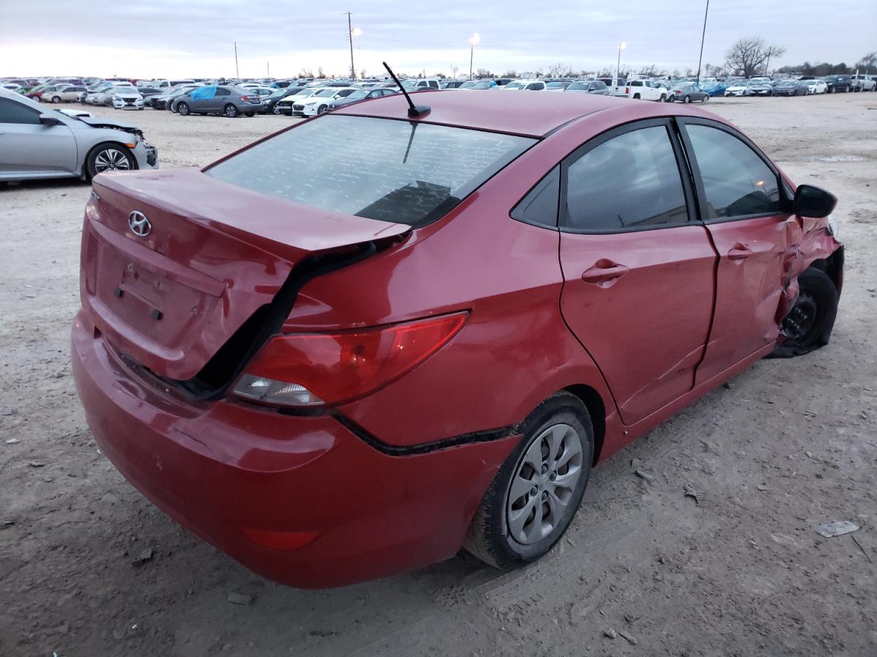 Obraz 3 z 2016 HYUNDAI ACCENT SE 2016 z VIN KMHCT4AE3GU080284