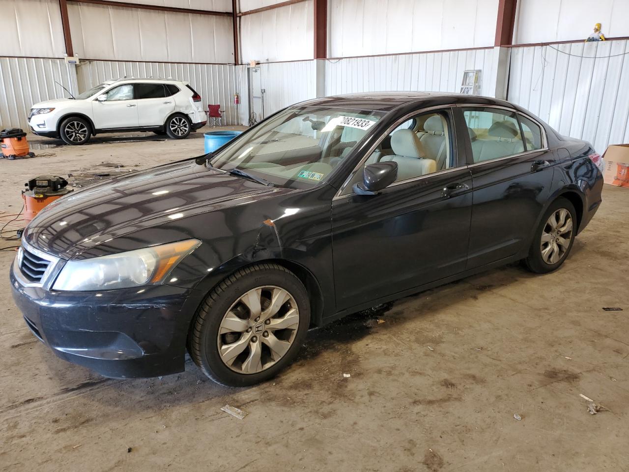 Изображение 1 2010 HONDA ACCORD EX 2010 с VIN 1HGCP2F73AA031233