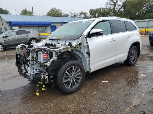 Изображение 2017 TOYOTA HIGHLANDER SE 2017